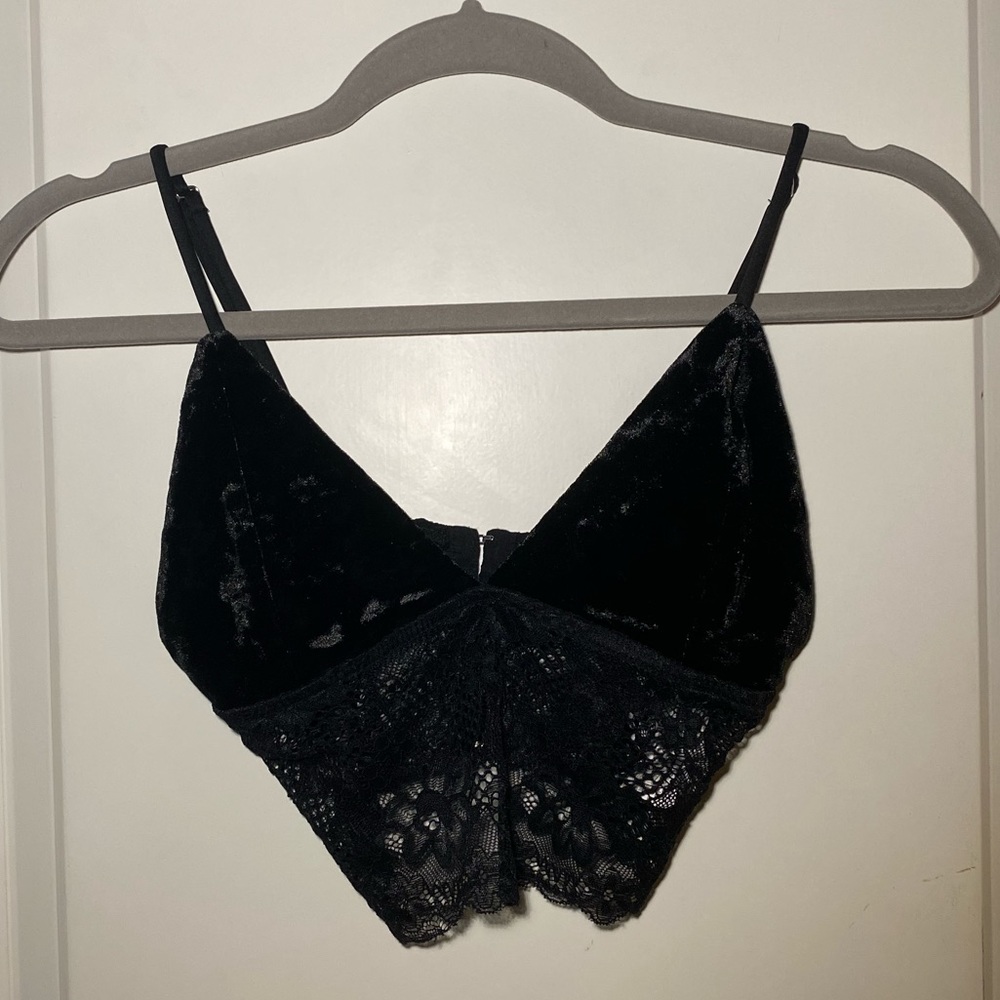 F21 VELOUR AND LACE TOP